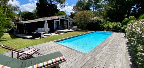 A3695 Between ocean and bay, cottage with pool